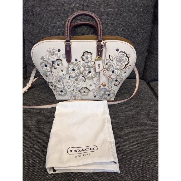 Coach Tea Rose Dakota Rouge Shoulder Bag Chalk Leather Flower Appliqué MINT - Picture 8 of 16